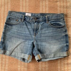 GAP Sexy Boyfriend Shorts